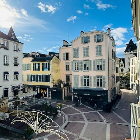 Wonderhost, Au Coeur Du Quartier Du Chateau Pau Exteriör bild