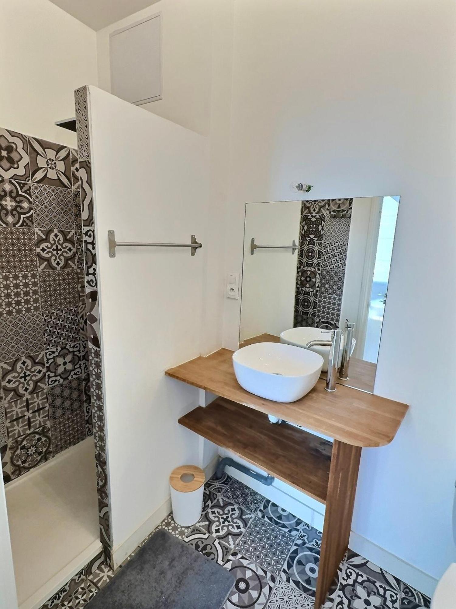 Wonderhost, Au Coeur Du Quartier Du Chateau Pau Exteriör bild